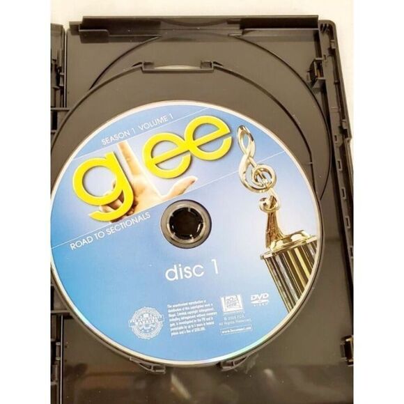Glee (TV Series, Season 1) 4 Disc [DVD] - Picture 2 of 5